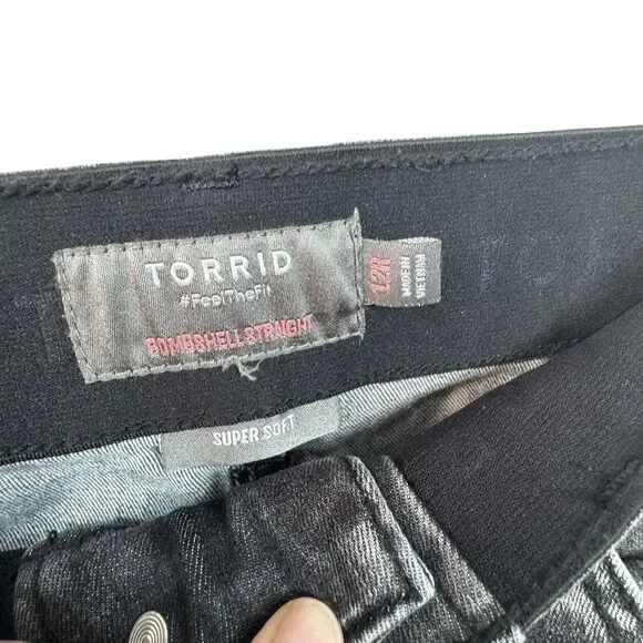 Torrid Bombshell Straight Jeans Womens Size 12R Super Soft Acid Wash Black - Picture 3 of 3